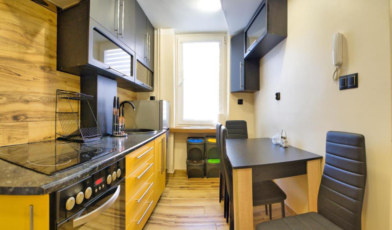 ايوافا Apartament Na Ilawskiej Starowce المظهر الخارجي الصورة